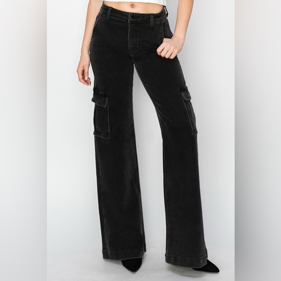 NWT RISEN PLUS + REG Size Black High Rise Wide Leg 90s Cargo Jeans - Picture 2 of 8